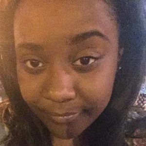 Meet your Posher, Constance